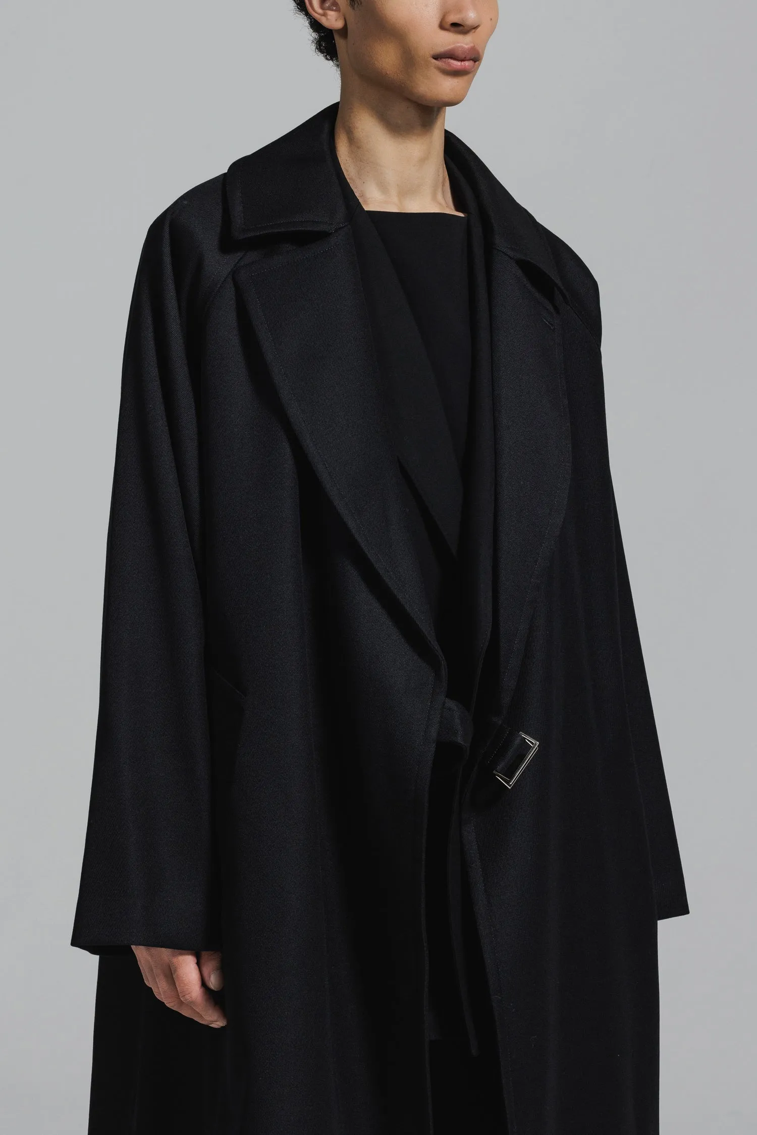 [追加生産分] WOOL GABARDINE TIELOCKEN COAT | ウールギャバジンタイロッケンコート [2024A/W]