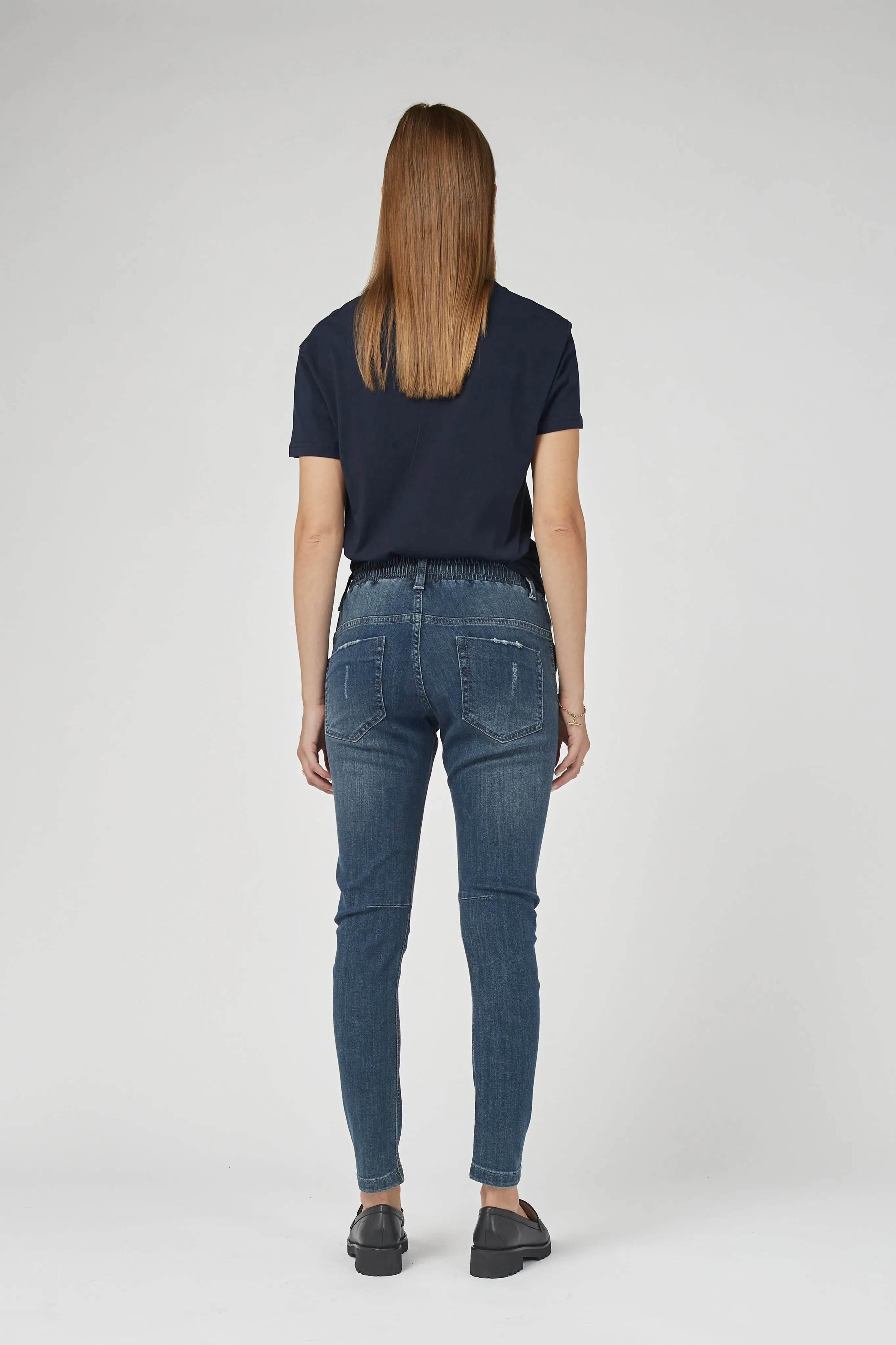 Active Classic Ankle Length Jeans