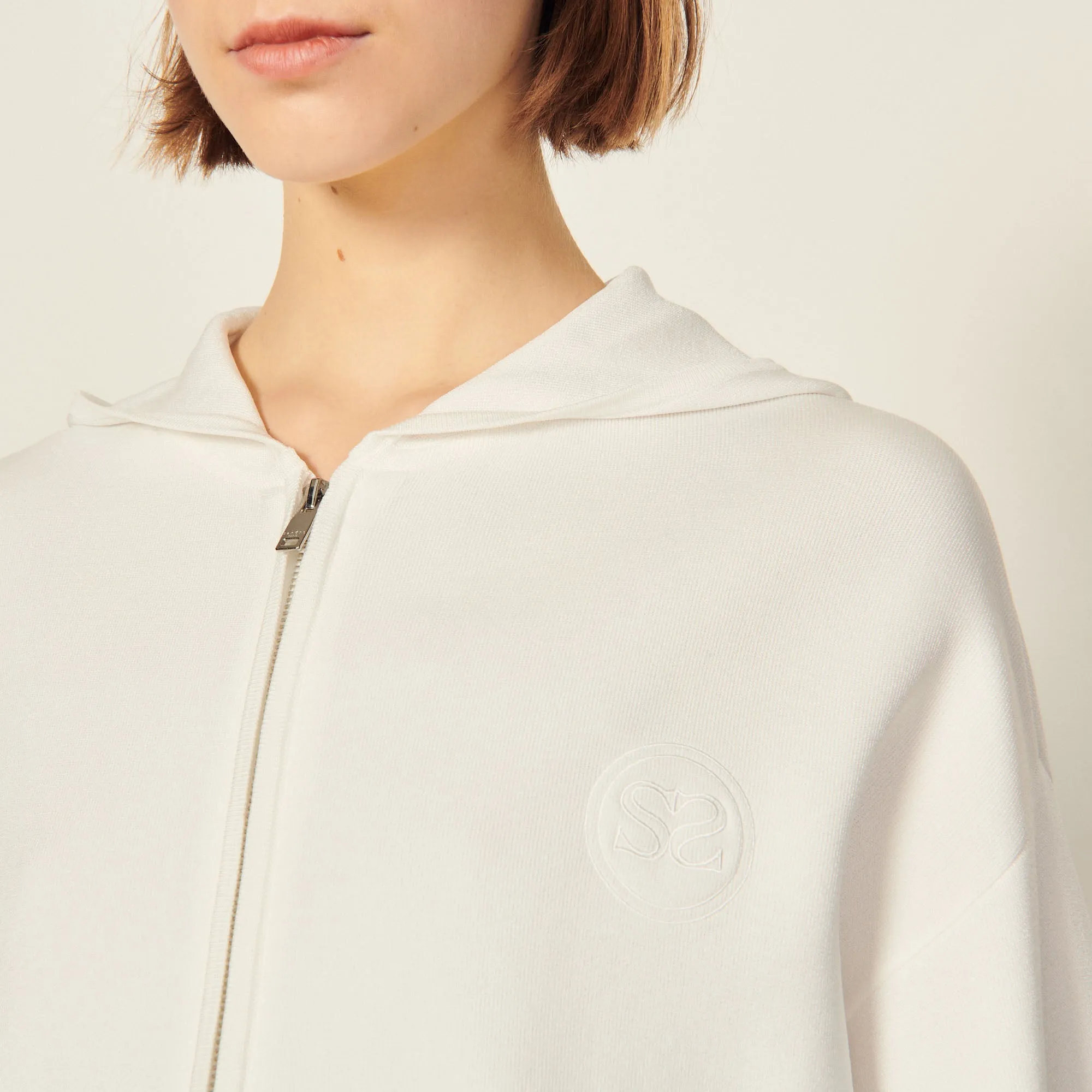 Hoodie zippé brodé