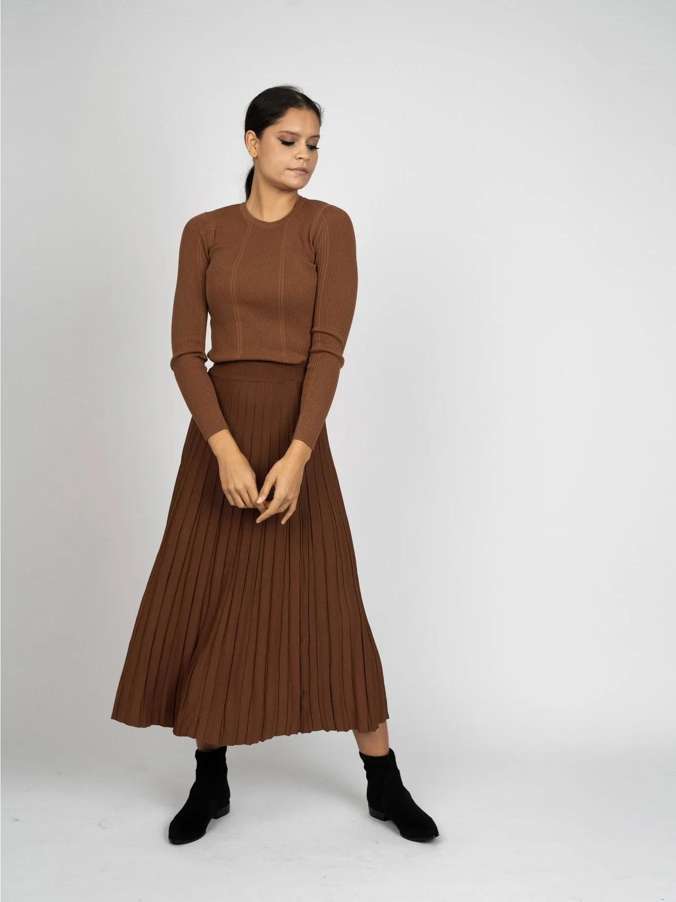 Meli Knit Maxi Pleat Skirt