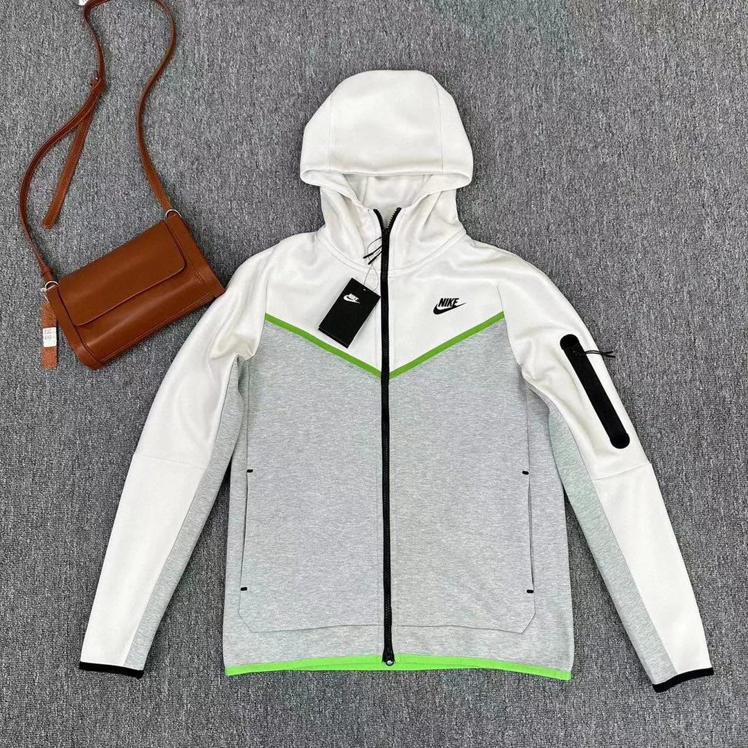 NIKE TECH FLEECE HOODIE x GREY VOLT