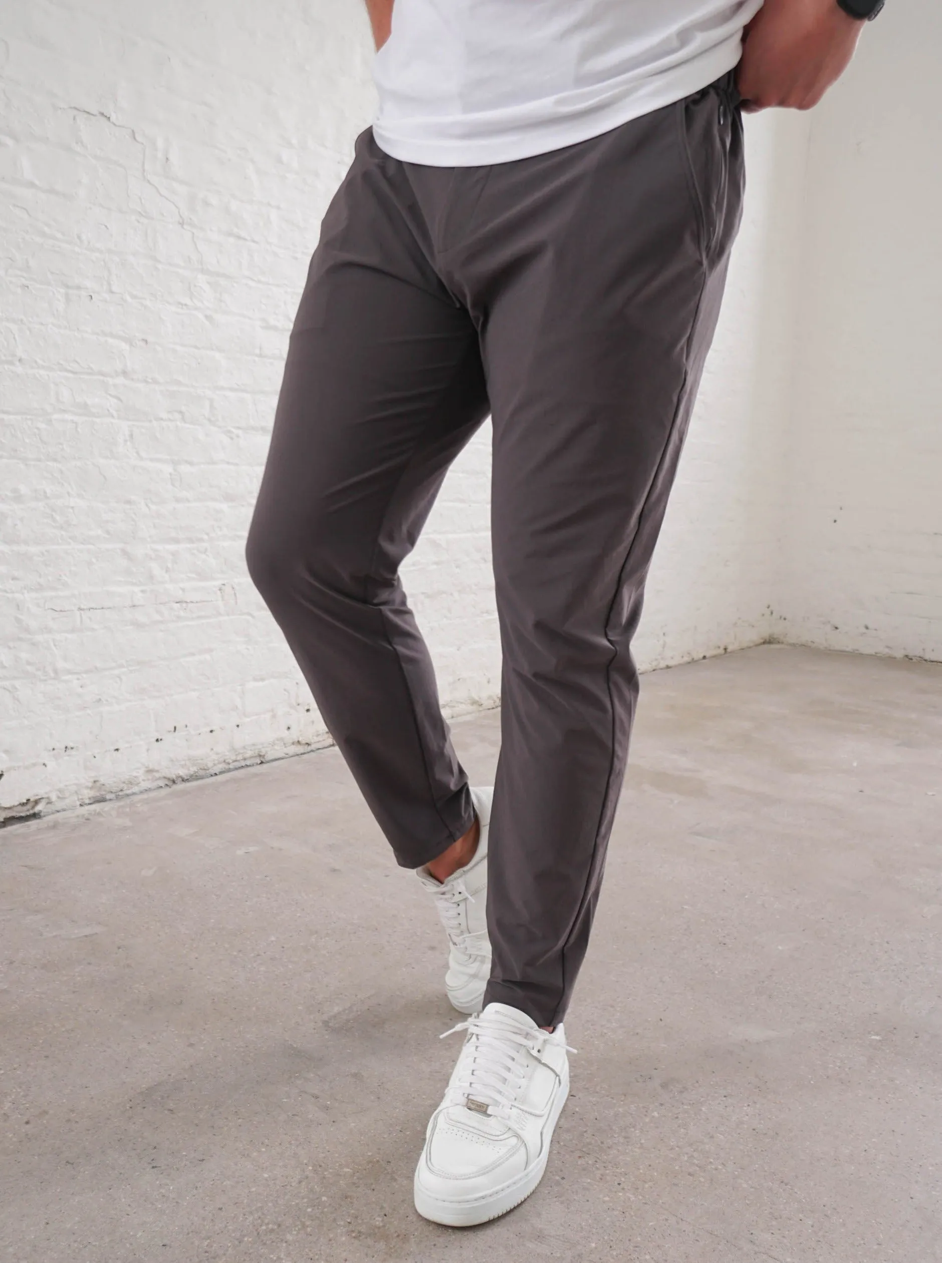 Smart Stretch Trouser In Charcoal